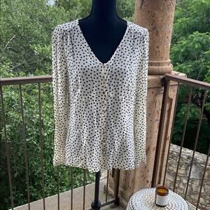 Talbots Cream and Navy Polka Dot Long Sleeve V-Neck Blouse Sz 12